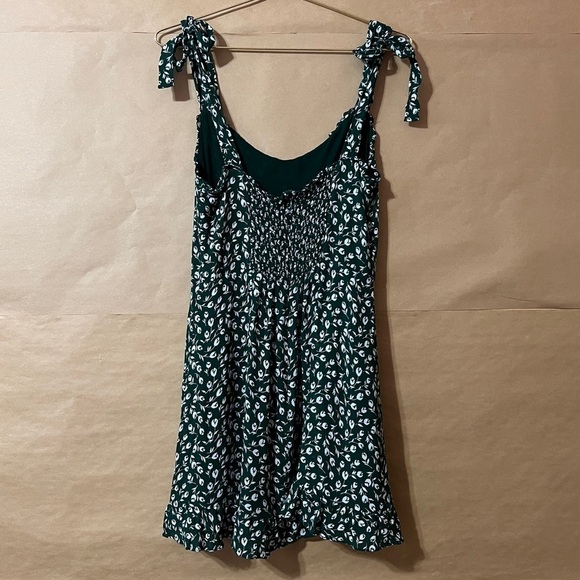 Reformation Christine Dress Susanna Green Floral Tie Shoulder Mini Dress Size 10 - Picture 10 of 13